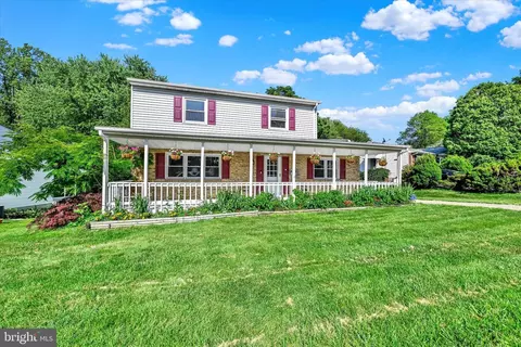 127 W Chestnut Hill Ln, Reisterstown, MD 21136