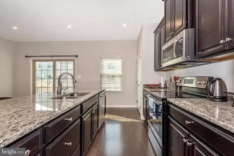 10109 Campbell Blvd, Middle River, MD 21220 photo 13
