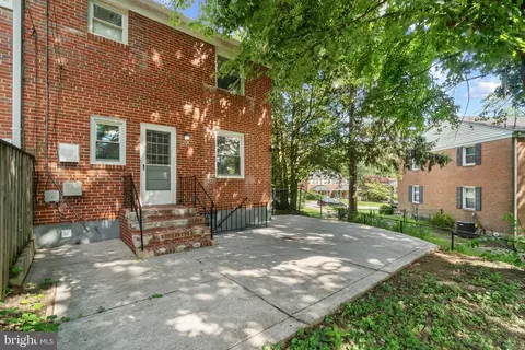 Exterior - 6820 Queens Ferry Rd, Baltimore, MD 21239 photo 4 of 7