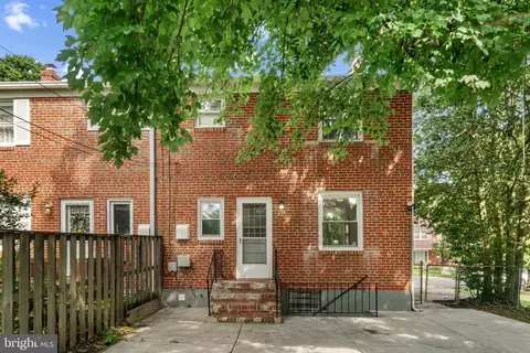 Exterior - 6820 Queens Ferry Rd, Baltimore, MD 21239 photo 5 of 7