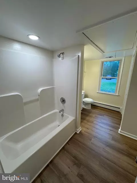 Bath - 5825 Ebenezer Rd, White Marsh, MD 21162 photo 4 of 4