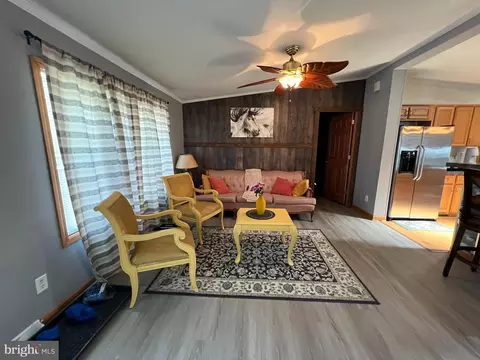 15 Cypress Ln, Middle River, MD 21220 photo 6