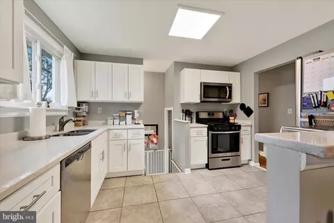 Kitchen - 5930 Daybreak Ter, Baltimore, MD 21206 photo 1 of 3