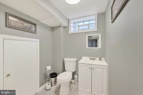 Bath - 5930 Daybreak Ter, Baltimore, MD 21206 photo 2 of 2