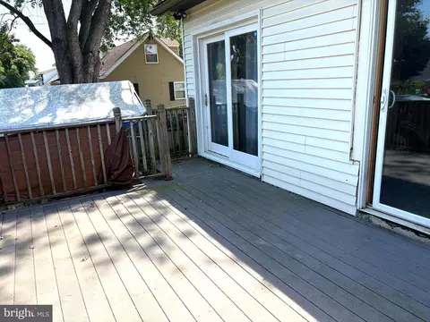 Exterior - 2906 Ohio Ave, Halethorpe, MD 21227 photo 4 of 8