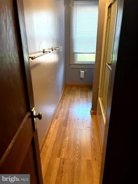 Entry Way - 2906 Ohio Ave, Halethorpe, MD 21227 photo 1 of 2