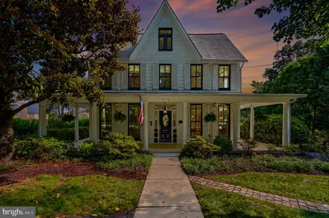 212 W Seminary Ave, Lutherville Timonium, MD 21093