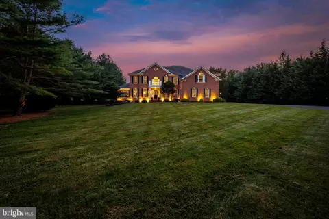 Exterior - 13910 Manor Rd, Phoenix, MD 21131 photo 13 of 18