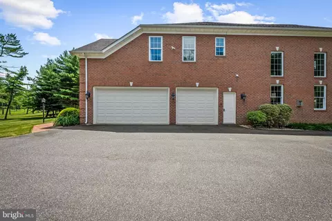 Exterior - 13910 Manor Rd, Phoenix, MD 21131 photo 4 of 18