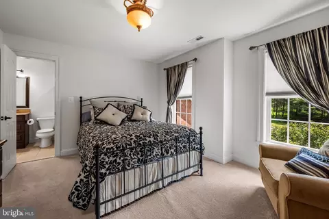Bedroom - 13910 Manor Rd, Phoenix, MD 21131 photo 1 of 4