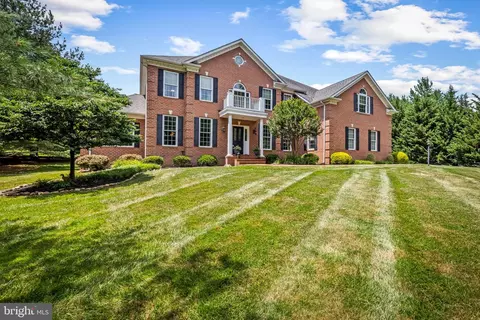 Exterior - 13910 Manor Rd, Phoenix, MD 21131 photo 2 of 18