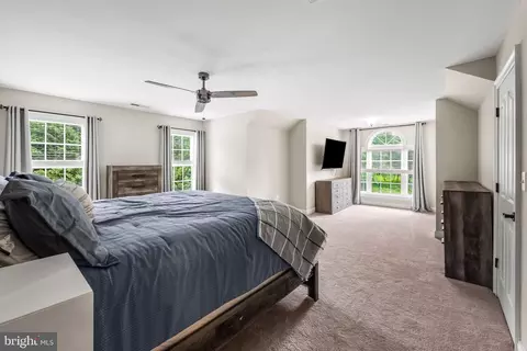 Bedroom - 13910 Manor Rd, Phoenix, MD 21131 photo 3 of 4