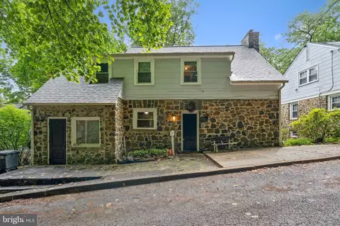 2504 Parkview Rd, Baltimore, MD 21207