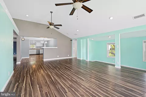 7323 Waldman Ave, Sparrows Point, MD 21219 photo 5