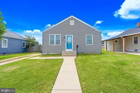 2605 Gray Manor Ter, Dundalk, MD 21222