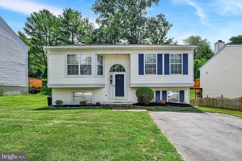 15 Heavrin Ct, Nottingham, MD 21236