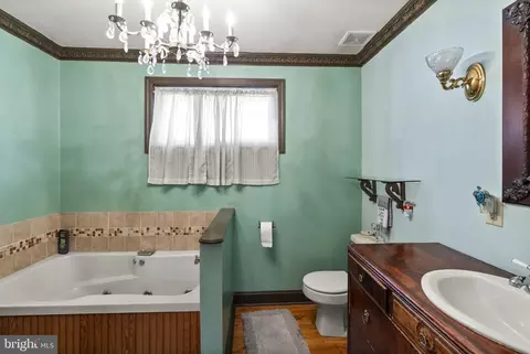 Bath - 8426 Coco Rd, Rosedale, MD 21237 photo 3 of 7
