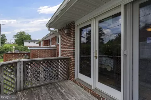Exterior - 8426 Coco Rd, Rosedale, MD 21237 photo 5 of 8