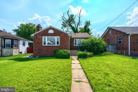 204 S Taylor Ave, Essex, MD 21221