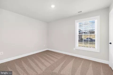 Bedroom - 5217 Mccormick Ave, Baltimore, MD 21206 photo 3 of 4