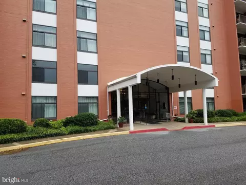 1 Smeton Pl #1200, Towson, MD 21204