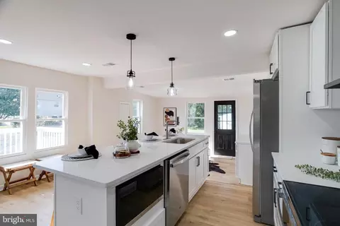 4417 Walnut Rd, Halethorpe, MD 21227 photo 13