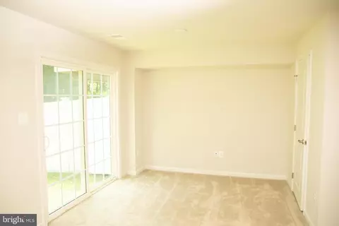 1813 Wind Gate Rd, Baltimore, MD 21227 photo 24