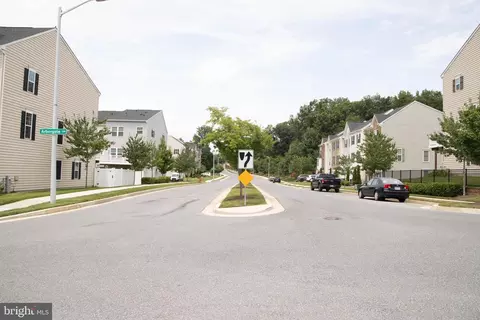 1813 Wind Gate Rd, Baltimore, MD 21227 photo 3