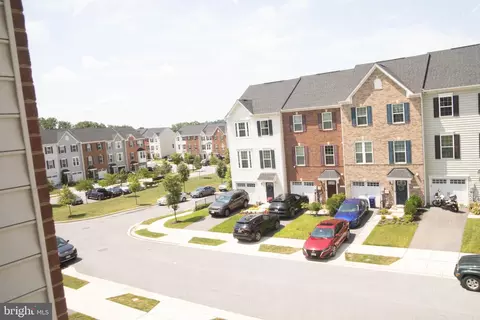 1813 Wind Gate Rd, Baltimore, MD 21227 photo 4