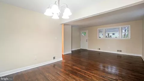 Living - 331 2nd Ave, Baltimore, MD 21227 photo 3 of 5