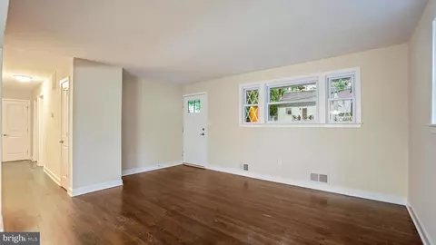 Living - 331 2nd Ave, Baltimore, MD 21227 photo 1 of 5