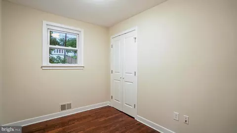 Entry Way - 331 2nd Ave, Baltimore, MD 21227 photo 9 of 12
