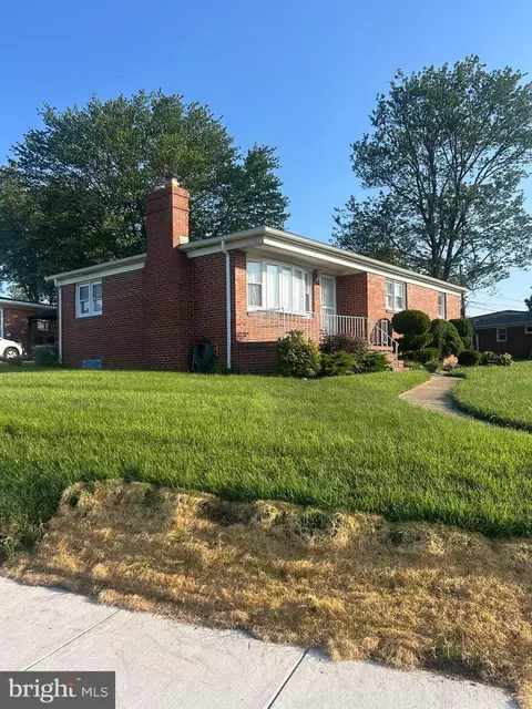 8300 Berkwood Ct, Rosedale, MD 21237