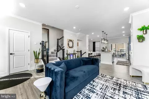 2108 Devine Rd, Windsor Mill, MD 21244 photo 9