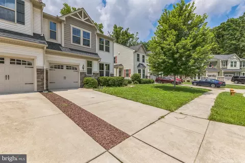 12 Norman Creek Ct, Baltimore, MD 21221 photo 2