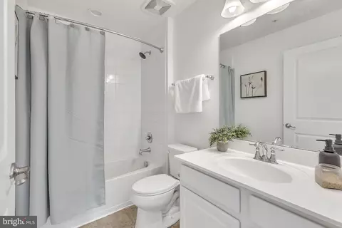 12 Norman Creek Ct, Baltimore, MD 21221 photo 17