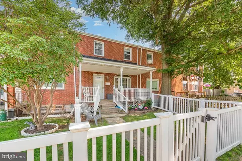 8226 N Boundary Rd, Dundalk, MD 21222