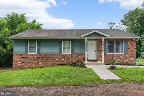 4049 Compass Run Ln, Hampstead, MD 21074 photo 3