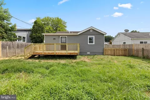 Exterior - 554 Compass Rd E, Middle River, MD 21220 photo 6 of 6