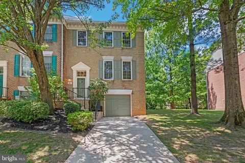 26 Tenby Ct, Lutherville Timonium, MD 21093
