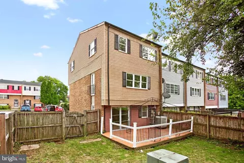 Exterior - 10 Middleview, Windsor Mill, MD 21244 photo 4 of 4