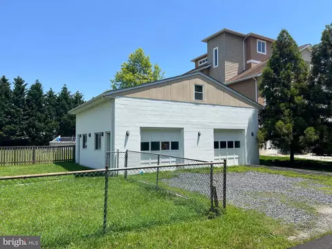 Exterior - 9015 Cuckold Point Rd, Sparrows Point, MD 21219 photo 3 of 3