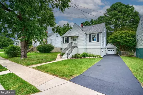 503 N Stuart St, Essex, MD 21221