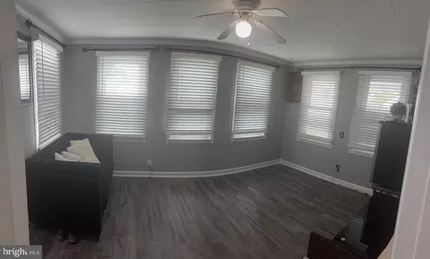 Entry Way - 1346 Willow Rd, Dundalk, MD 21222 photo 16 of 16