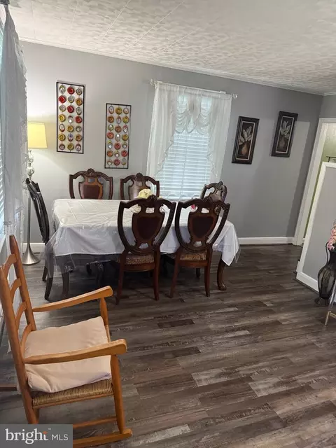 Dining - 1346 Willow Rd, Dundalk, MD 21222 photo 1 of 1