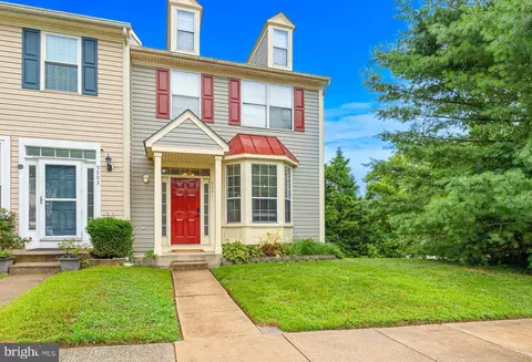 9001 Quail Run Dr, Perry Hall, MD 21128