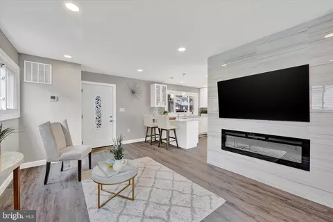 1205 Locust Ave, Halethorpe, MD 21227 photo 2