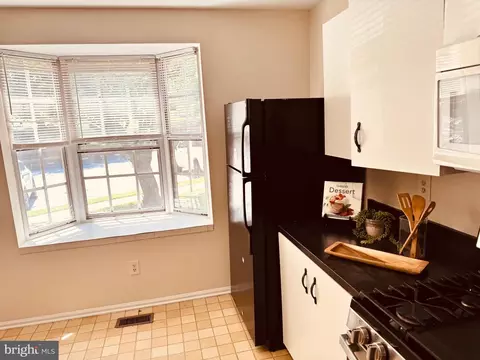7252 Brookfalls Ter, Baltimore, MD 21209 photo 8