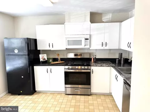 7252 Brookfalls Ter, Baltimore, MD 21209 photo 6