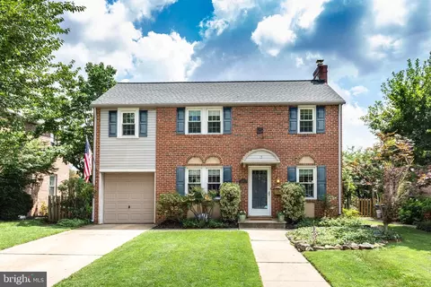 13 Dunmore Rd, Catonsville, MD 21228